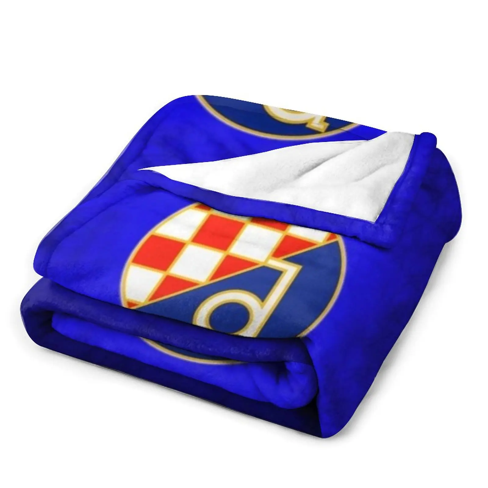 GNK Dinamo Zagreb Throw Blanke - Home Decor Zagreb ulasan dan harga